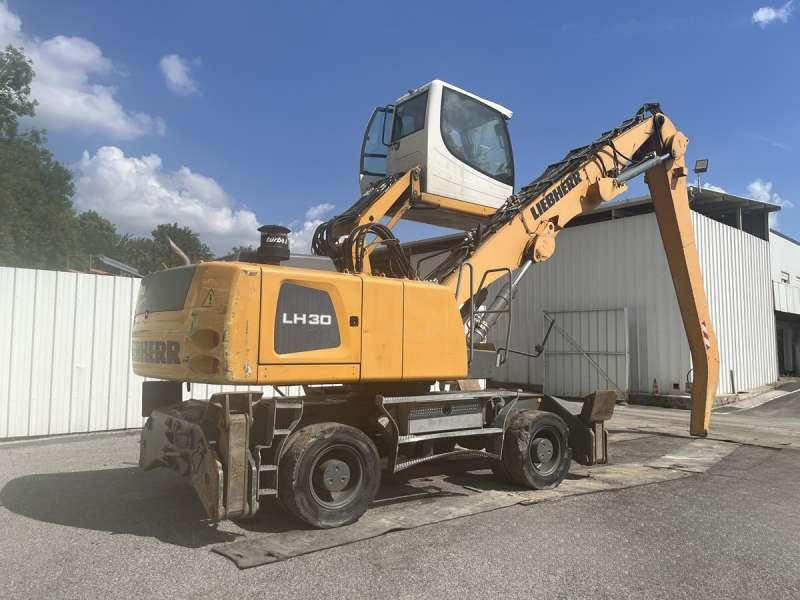 Liebherr LH30M LITRONIC - Ekskavatorius su ilga strėle: foto 3 Liebherr LH30M LITRONIC - Ekskavatorius su ilga strėle: foto 3
