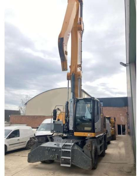 Liebherr LH40 M LITRONIC - Ekskavatorius su ilga strėle: foto 3 Liebherr LH40 M LITRONIC - Ekskavatorius su ilga strėle: foto 3