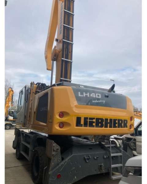 Liebherr LH40 M LITRONIC - Ekskavatorius su ilga strėle: foto 4 Liebherr LH40 M LITRONIC - Ekskavatorius su ilga strėle: foto 4