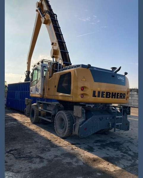 Liebherr LH40M LITRONIC - Ekskavatorius su ilga strėle: foto 5 Liebherr LH40M LITRONIC - Ekskavatorius su ilga strėle: foto 5