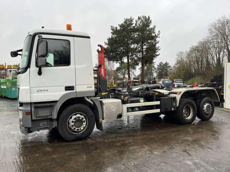 Mercedes ACTROS 2544 - Hook-lift sunkvežimis: foto 3 Mercedes ACTROS 2544 - Hook-lift sunkvežimis: foto 3