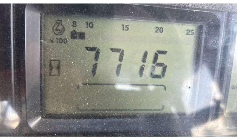 New Holland TM175 - Traktorius: foto 5 New Holland TM175 - Traktorius: foto 5