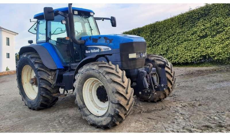 New Holland TM190 - Traktorius: foto 2 New Holland TM190 - Traktorius: foto 2