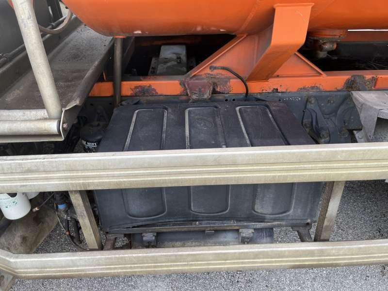 Autocisterna Renault MIDLUM 180 DCI: foto 26