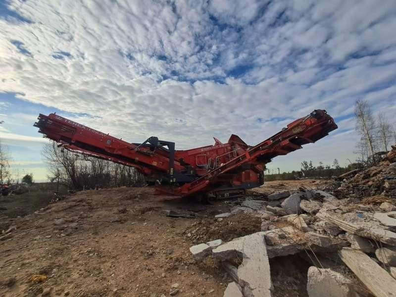 Terex FINLAY 873 - Sijotuvas: foto 1 Terex FINLAY 873 - Sijotuvas: foto 1