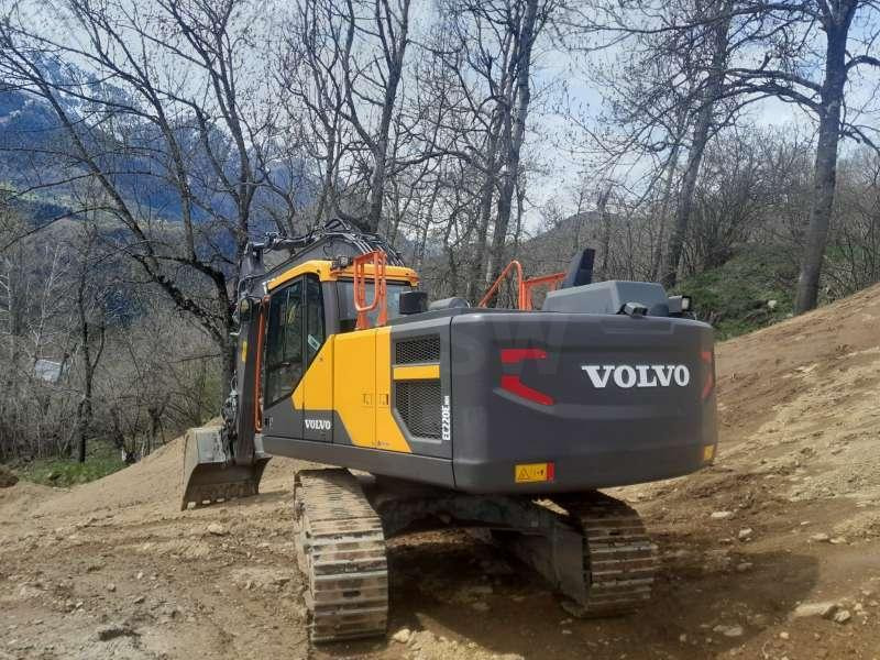 Volvo Pelle sur Chenilles EC220ENH - Vikšrinis ekskavatorius: foto 3 Volvo Pelle sur Chenilles EC220ENH - Vikšrinis ekskavatorius: foto 3