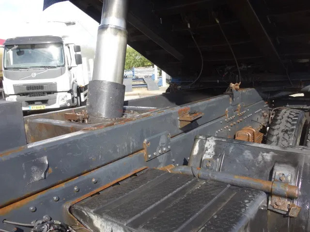 MAN 41-414 MEILLER KIPPER 8X4,MANUAL POMP - Savivartis sunkvežimis: foto 5 MAN 41-414 MEILLER KIPPER 8X4,MANUAL POMP - Savivartis sunkvežimis: foto 5