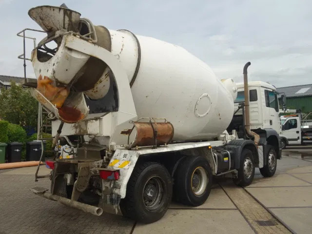 MAN TGA 35.360 8X4 MIXER STEEL SPRINGS BIG AXELS MANUAL FEUL POMP - Betonvežis: foto 3 MAN TGA 35.360 8X4 MIXER STEEL SPRINGS BIG AXELS MANUAL FEUL POMP - Betonvežis: foto 3