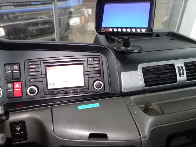 MAN TGM 18-290 - Platforminis/ Bortinis sunkvežimis: foto 5 MAN TGM 18-290 - Platforminis/ Bortinis sunkvežimis: foto 5