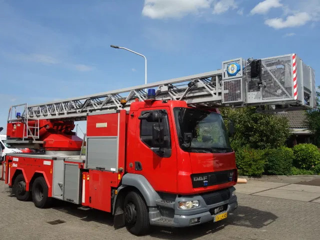 DAF LF 250 METZ 30 meter - Sunkvežimis: foto 2 DAF LF 250 METZ 30 meter - Sunkvežimis: foto 2