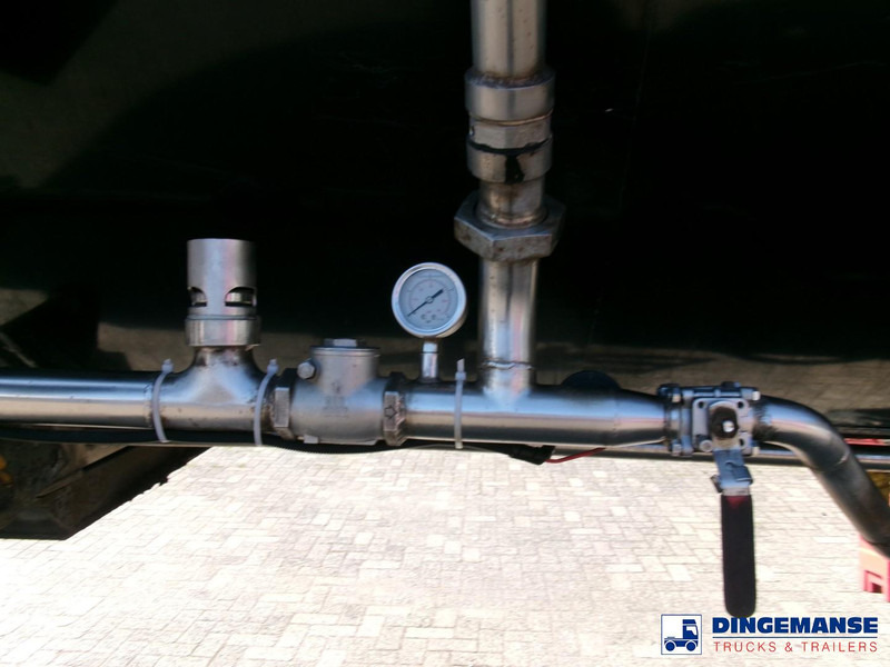 Clayton Bitumen tank inox 33 m3 / 1 comp + ADR - Puspriekabė cisterna: foto 5 Clayton Bitumen tank inox 33 m3 / 1 comp + ADR - Puspriekabė cisterna: foto 5