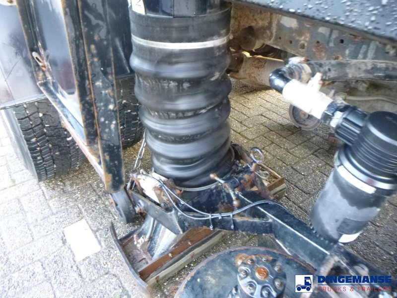 Gatvių šlavimo mašina Iveco Eurocargo ML150E22 4x2 Scarab Mistral 6.2 m3 sweeper: foto 14 Gatvių šlavimo mašina Iveco Eurocargo ML150E22 4x2 Scarab Mistral 6.2 m3 sweeper: foto 14