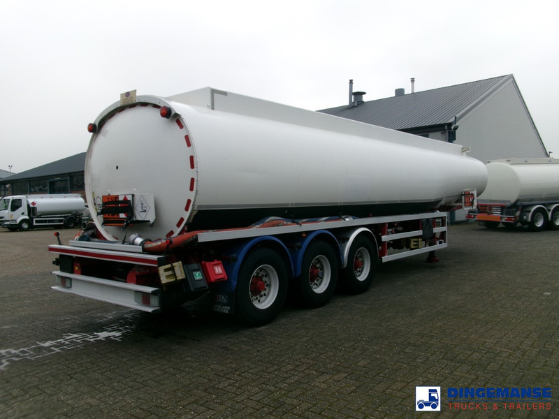 Lakeland Fuel tank alu 42.8 m3 / 6 comp + pump - Puspriekabė cisterna: foto 4 Lakeland Fuel tank alu 42.8 m3 / 6 comp + pump - Puspriekabė cisterna: foto 4