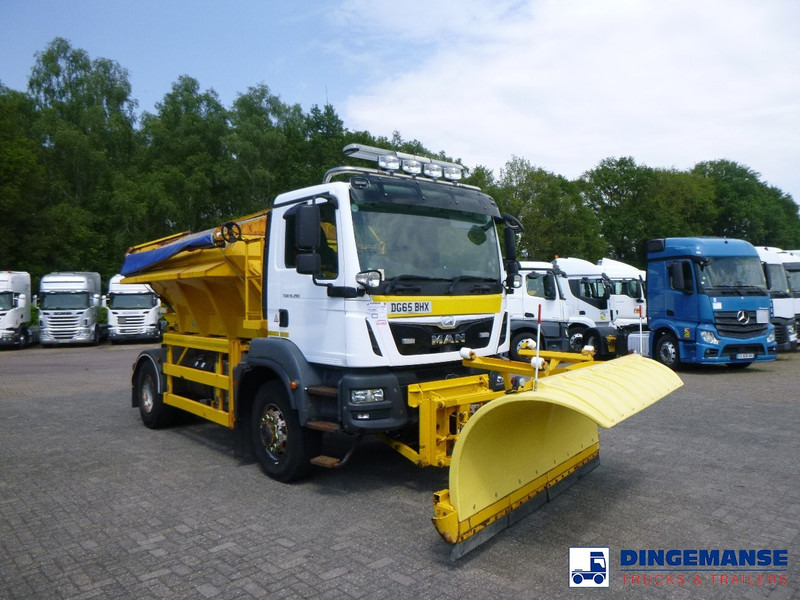 MAN TGM 18.290 4X4 RHD gritter / snow plough - Sniego valymo mašina: foto 2 MAN TGM 18.290 4X4 RHD gritter / snow plough - Sniego valymo mašina: foto 2