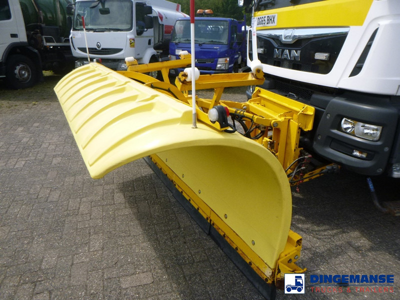 MAN TGM 18.290 4X4 RHD gritter / snow plough - Sniego valymo mašina: foto 5 MAN TGM 18.290 4X4 RHD gritter / snow plough - Sniego valymo mašina: foto 5