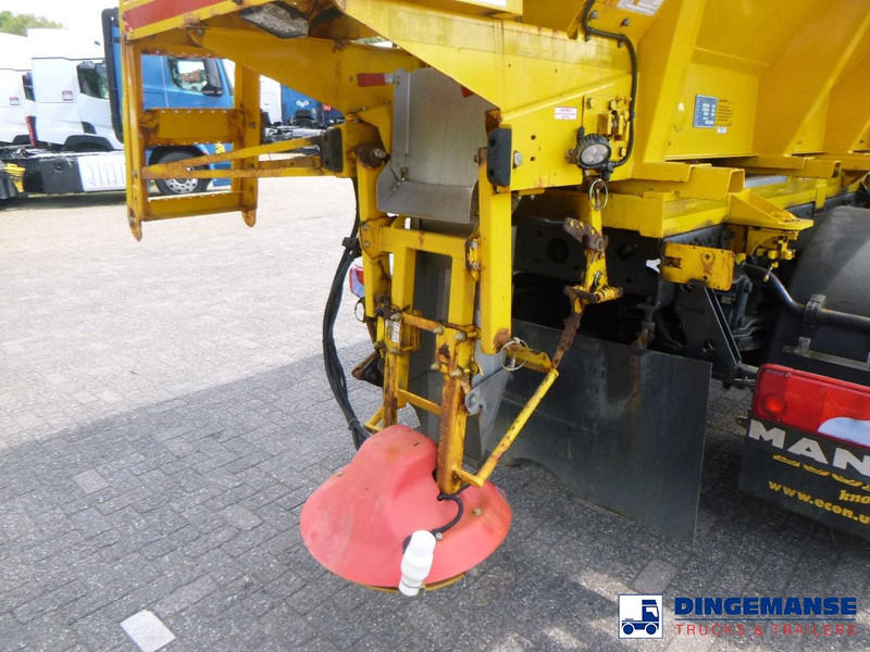MAN TGM 18.290 4X4 RHD gritter / snow plough lizingą MAN TGM 18.290 4X4 RHD gritter / snow plough: foto 10