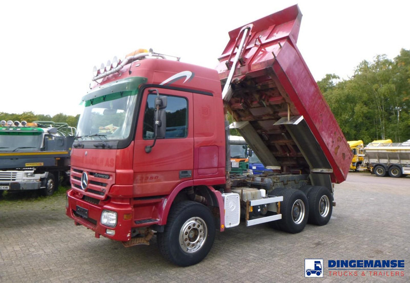 Mercedes-Benz Actros 3350 6x4 tipper - Savivartis sunkvežimis: foto 1 Mercedes-Benz Actros 3350 6x4 tipper - Savivartis sunkvežimis: foto 1
