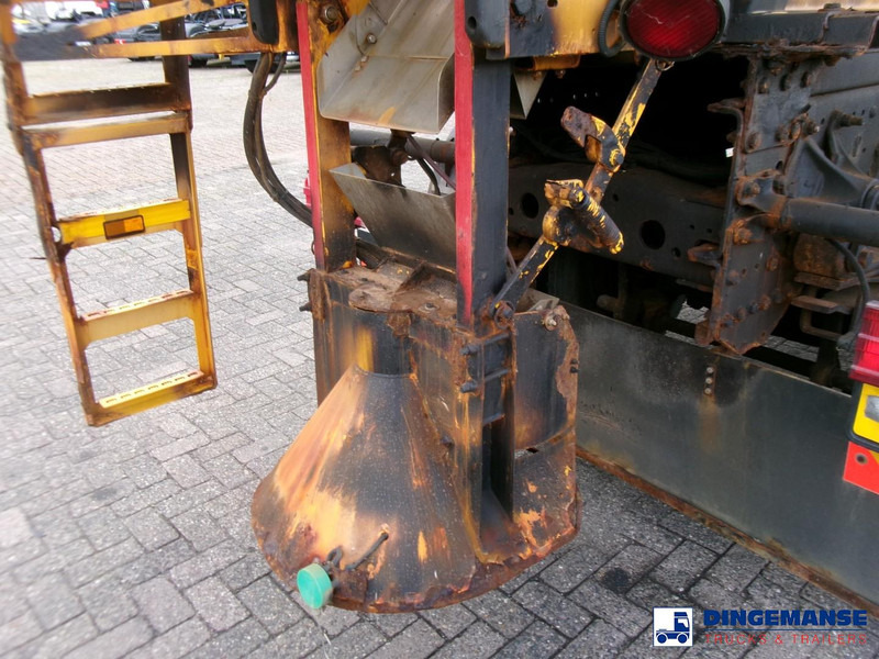 Mercedes-Benz Axor 1824 4x4 RHD salt spreader / gritter - Sniego valymo mašina: foto 5 Mercedes-Benz Axor 1824 4x4 RHD salt spreader / gritter - Sniego valymo mašina: foto 5