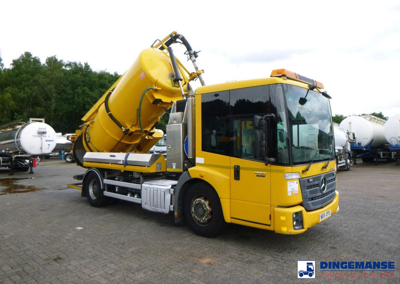 Mercedes-Benz Econic 1830 4x2 Euro 6 RHD Fuller vacuum tank 8.1 m3 - Asenizatorius: foto 2 Mercedes-Benz Econic 1830 4x2 Euro 6 RHD Fuller vacuum tank 8.1 m3 - Asenizatorius: foto 2
