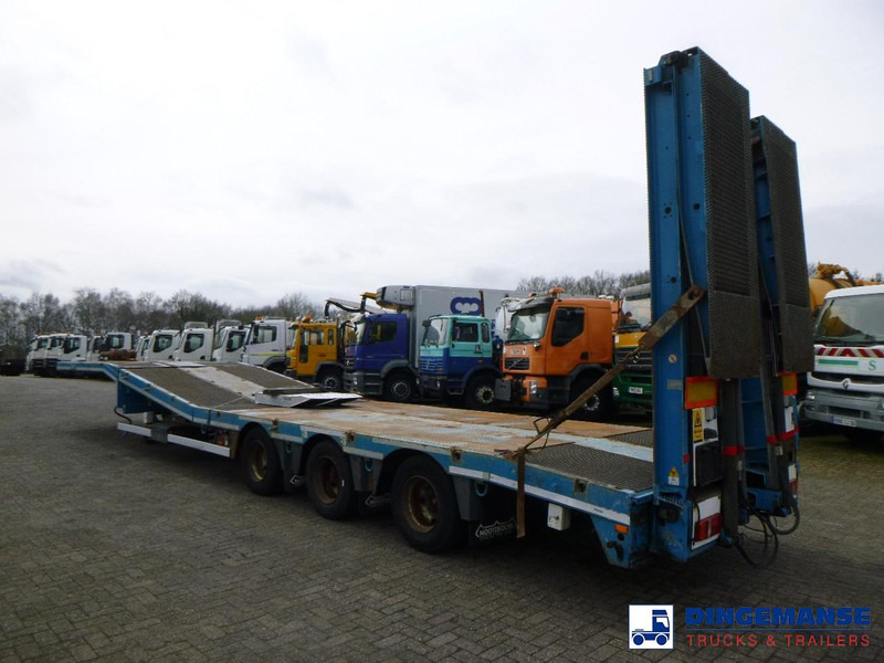 Nooteboom 3-axle lowbed trailer 41T OSDS 41-03 - Žemo profilio platforma puspriekabė: foto 3 Nooteboom 3-axle lowbed trailer 41T OSDS 41-03 - Žemo profilio platforma puspriekabė: foto 3