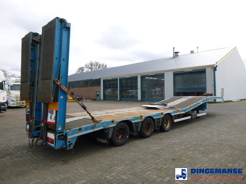 Nooteboom 3-axle lowbed trailer 41T OSDS 41-03 - Žemo profilio platforma puspriekabė: foto 4 Nooteboom 3-axle lowbed trailer 41T OSDS 41-03 - Žemo profilio platforma puspriekabė: foto 4