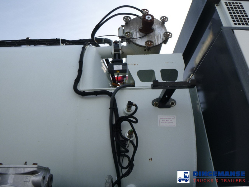 Asenizatorius Renault Kerax 450 dxi 6x4 RHD Rivard vacuum tank 11.9 m3: foto 15
