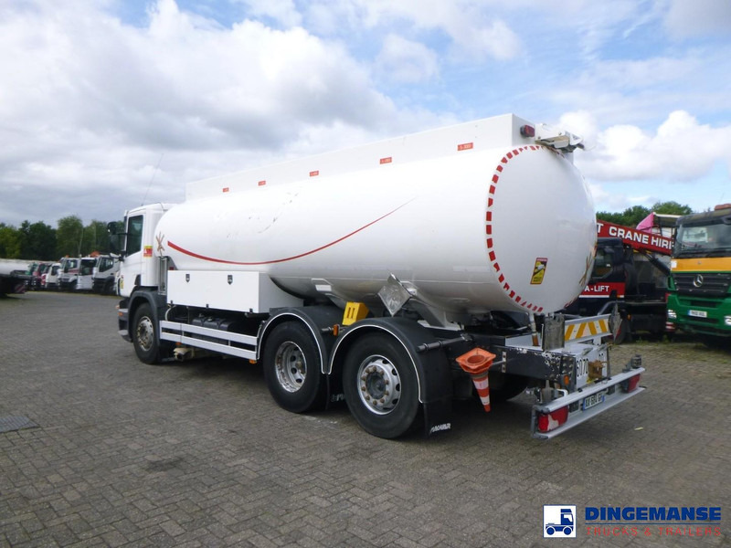 Scania P 320 DB 6X2 fuel tank 18.8 m3 / 5 comp - Autocisterna: foto 3 Scania P 320 DB 6X2 fuel tank 18.8 m3 / 5 comp - Autocisterna: foto 3