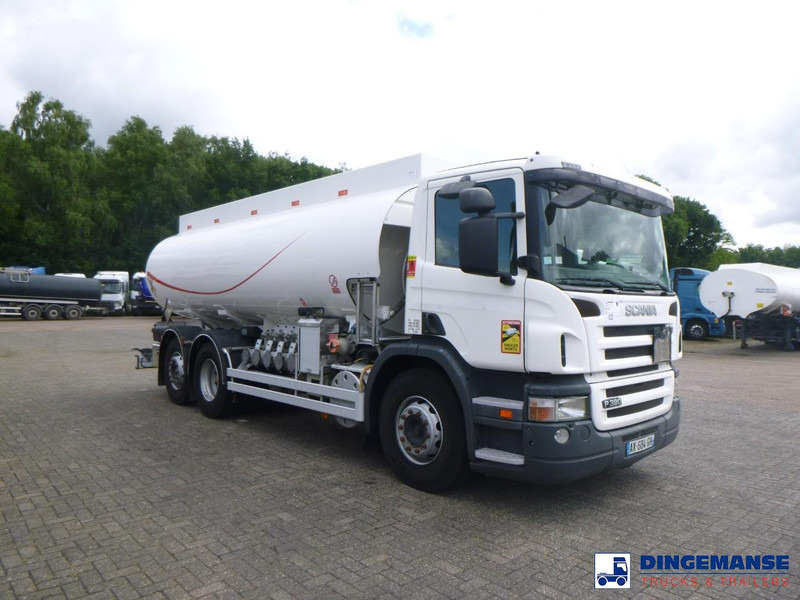 Scania P 320 DB 6X2 fuel tank 18.8 m3 / 5 comp - Autocisterna: foto 2 Scania P 320 DB 6X2 fuel tank 18.8 m3 / 5 comp - Autocisterna: foto 2