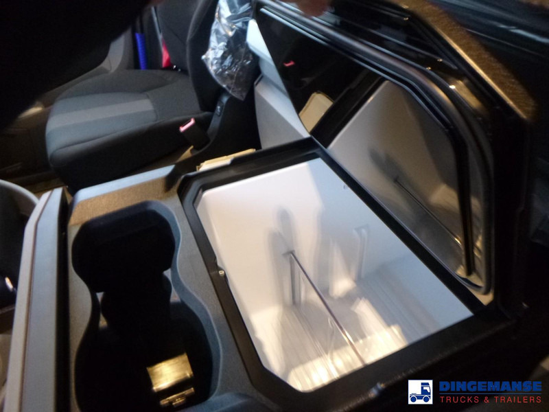 Nauja Vilkikas DAF XF 530 6X2 Euro 6 new/unused: foto 15