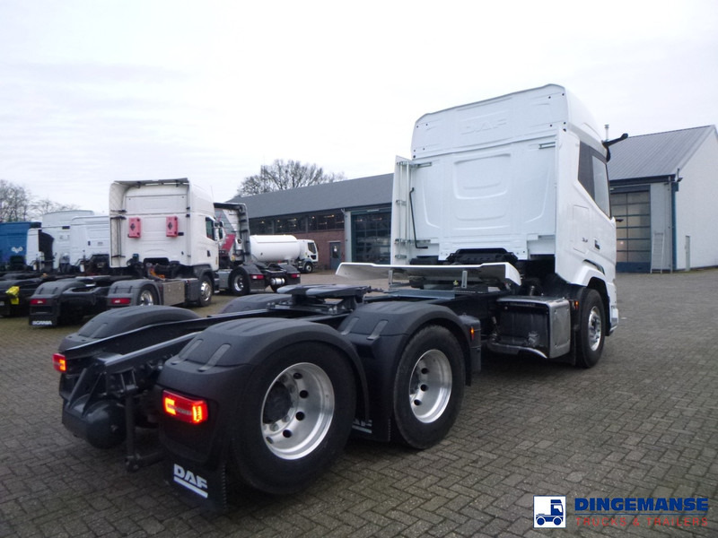 DAF XF 530 6X2 Euro 6 new/unused - Vilkikas: foto 4 DAF XF 530 6X2 Euro 6 new/unused - Vilkikas: foto 4