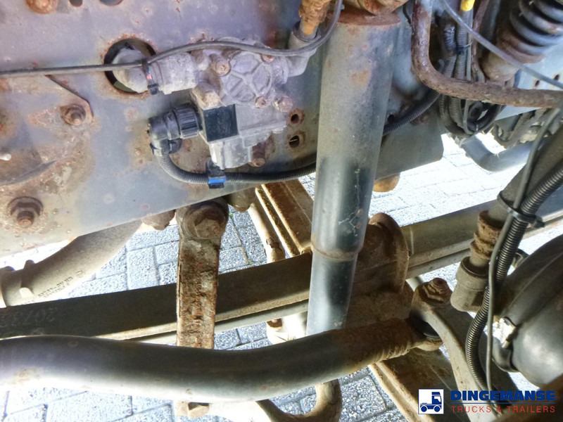 Volvo FE 300 6X4 Whale vacuum tank 10.2 m3 - Asenizatorius: foto 5 Volvo FE 300 6X4 Whale vacuum tank 10.2 m3 - Asenizatorius: foto 5