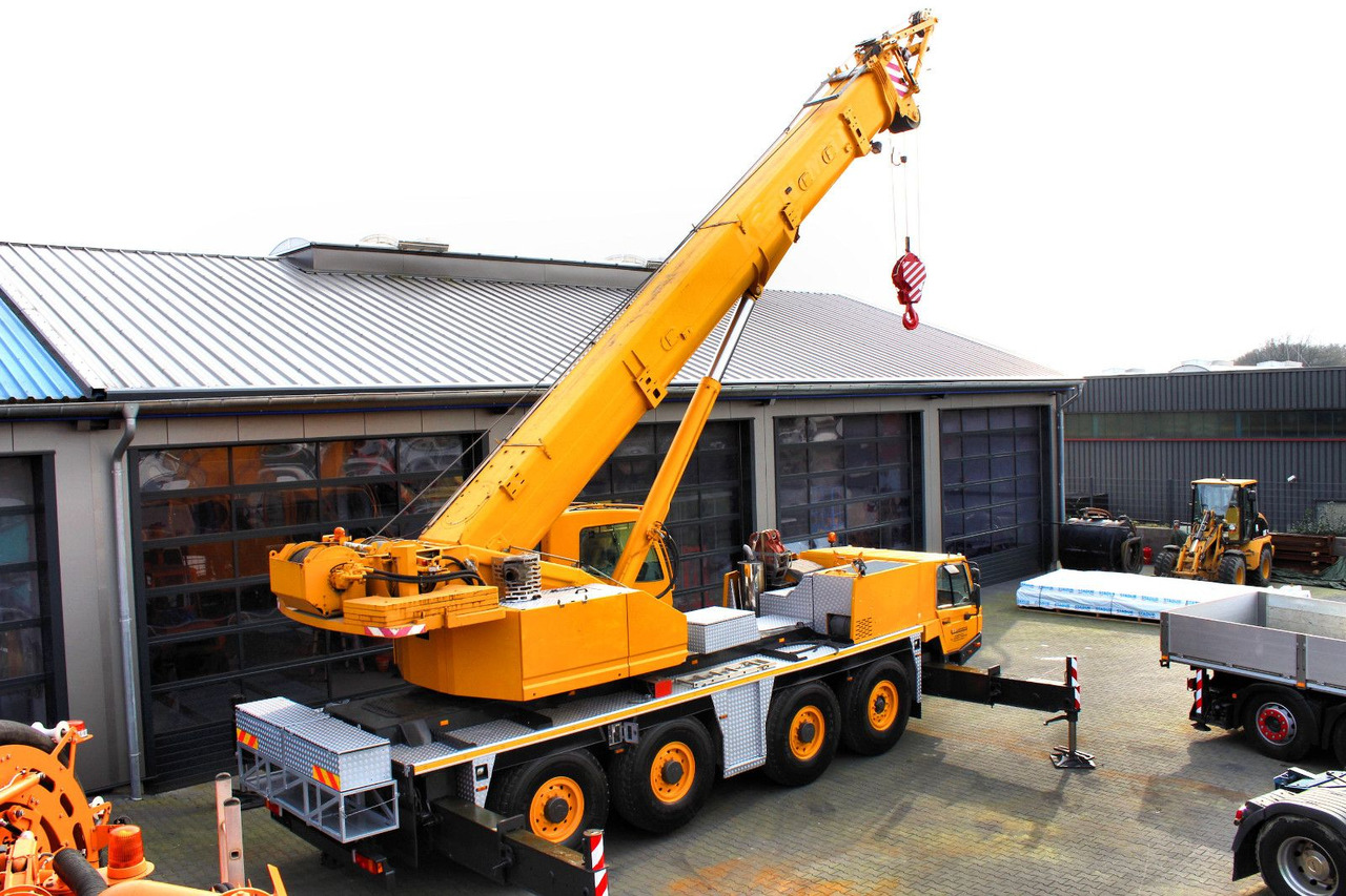 Faun Tadano FAUN ATF 90 G-4 8x6 Autokran + 20 tonnen - Sunkvežimis su kranu: foto 2 Faun Tadano FAUN ATF 90 G-4 8x6 Autokran + 20 tonnen - Sunkvežimis su kranu: foto 2