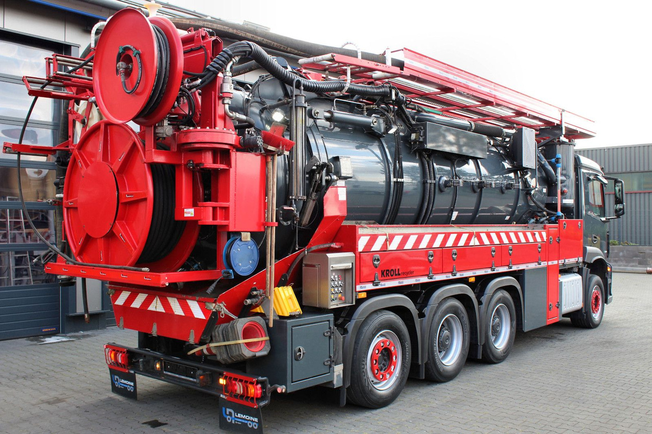 Mercedes-Benz AROCS 3246 8x4 Kroll 16m³ WRG Winterheizung -15C - Asenizatorius: foto 4 Mercedes-Benz AROCS 3246 8x4 Kroll 16m³ WRG Winterheizung -15C - Asenizatorius: foto 4