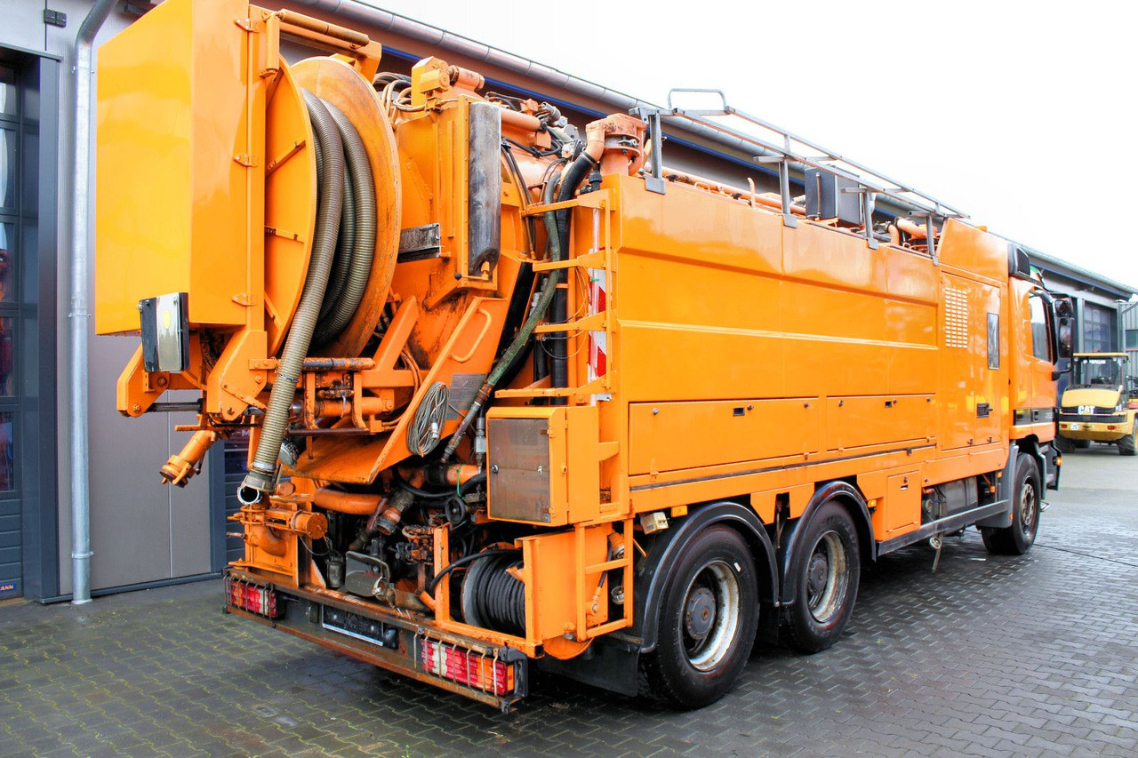 Mercedes-Benz Actros 2653 6x4 V8 Müller 16m³ Saug u.Spül-Kombi - Asenizatorius: foto 4 Mercedes-Benz Actros 2653 6x4 V8 Müller 16m³ Saug u.Spül-Kombi - Asenizatorius: foto 4