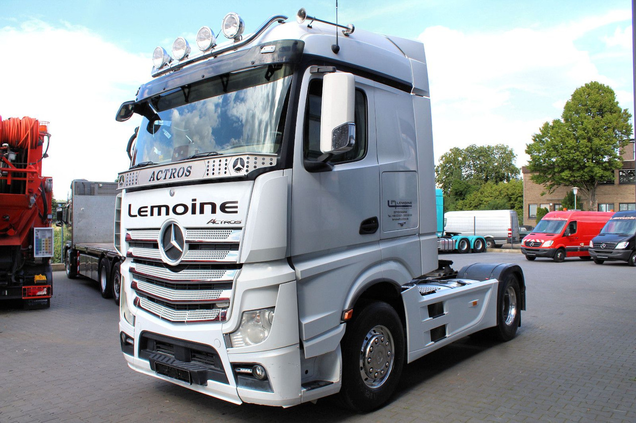 Mercedes-Benz Actros 1853 4x2 LS +Hydraulik + neuer AT-Motor - Vilkikas: foto 3 Mercedes-Benz Actros 1853 4x2 LS +Hydraulik + neuer AT-Motor - Vilkikas: foto 3