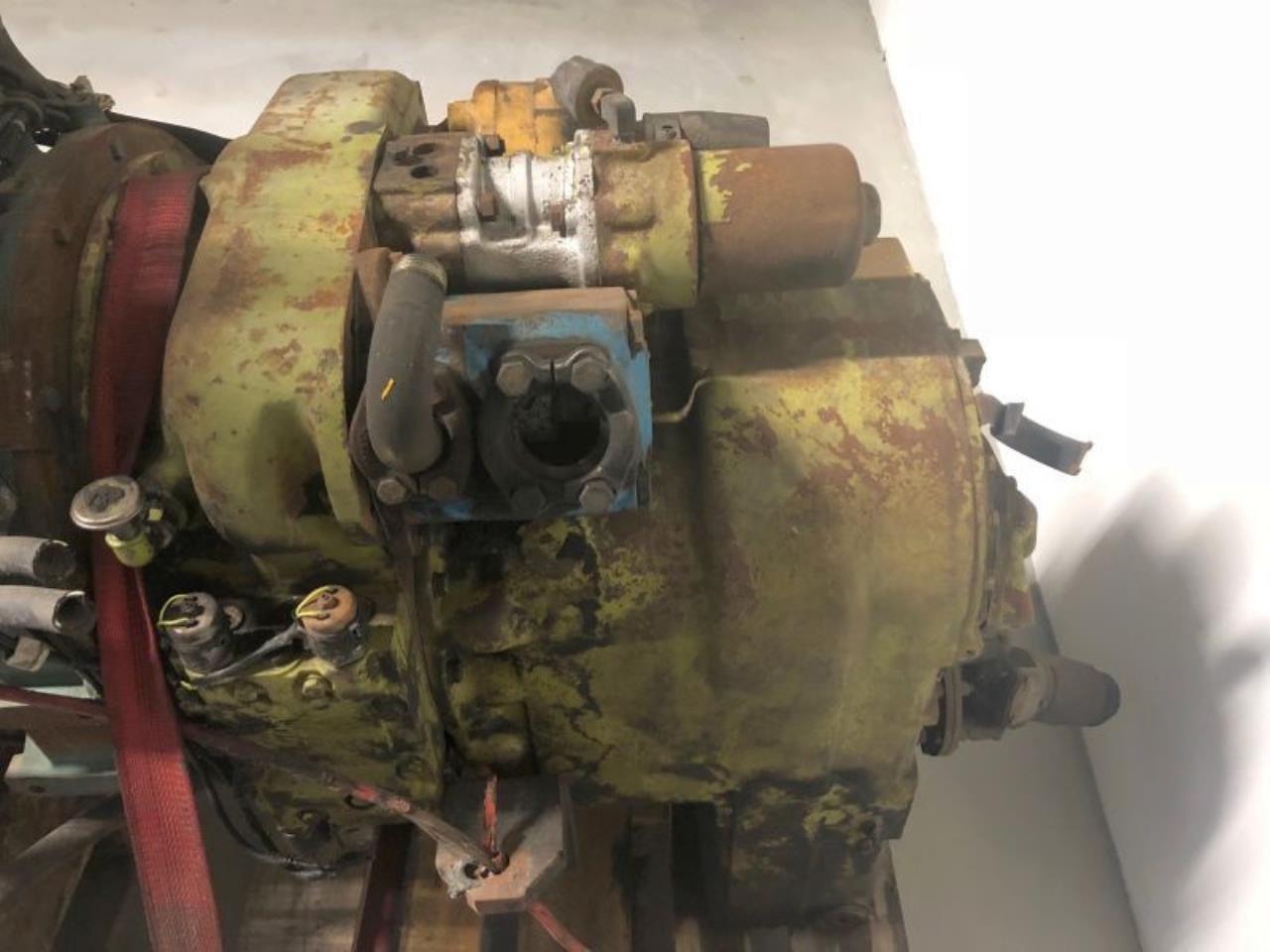 Dana T32.000 - Atsarginės dalys - Krovimo technika: foto 1 Dana T32.000 - Atsarginės dalys - Krovimo technika: foto 1