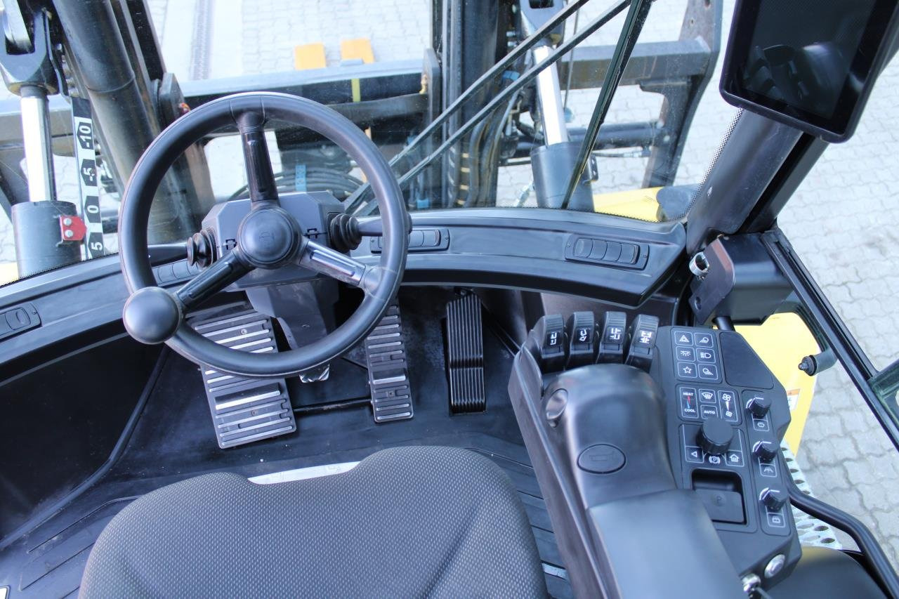 Hyster H12XD6 - Dyzelinis krautuvas: foto 4 Hyster H12XD6 - Dyzelinis krautuvas: foto 4