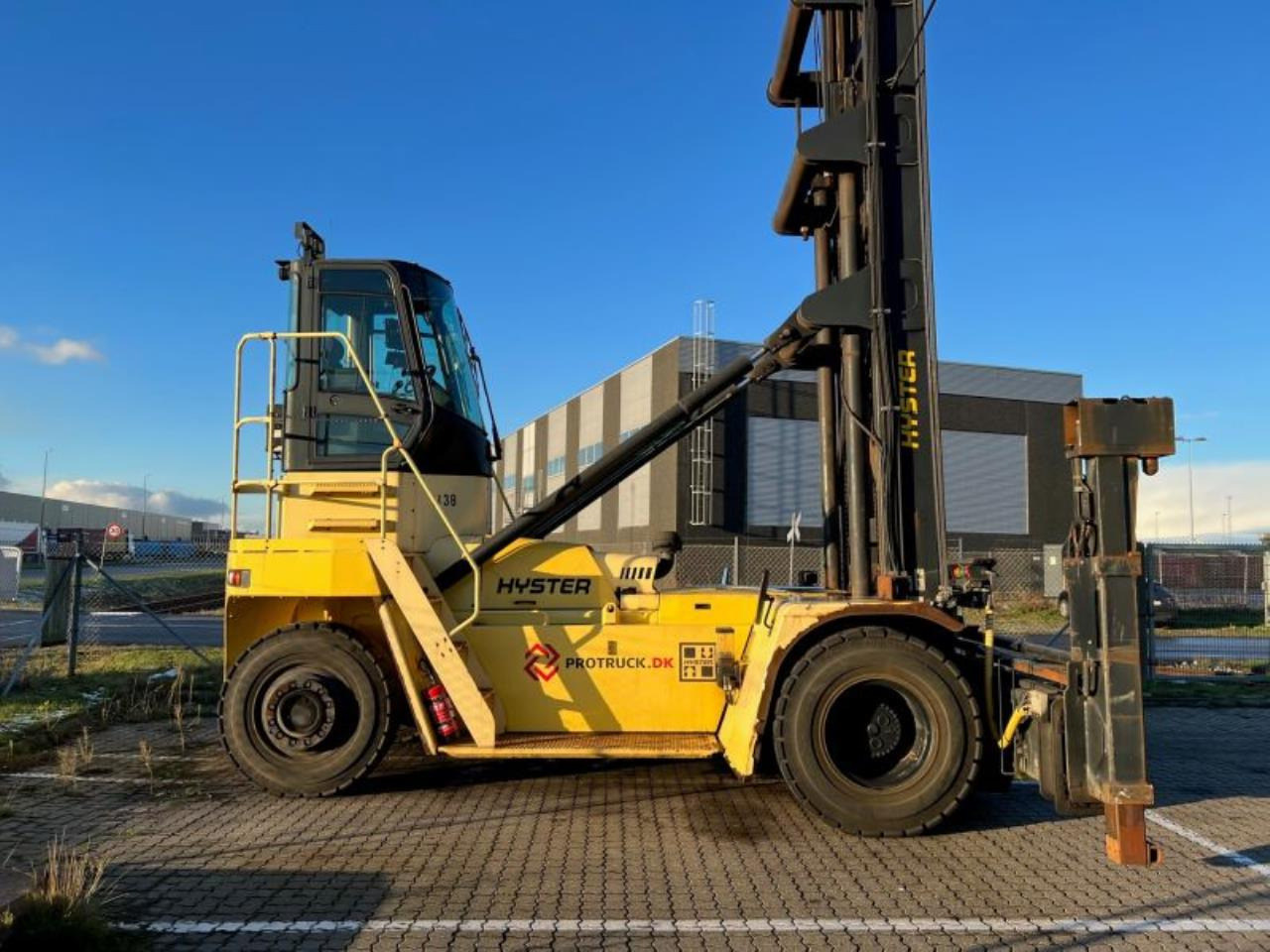 Hyster H16XM-12EC - Konteinerių krautuvas: foto 1 Hyster H16XM-12EC - Konteinerių krautuvas: foto 1