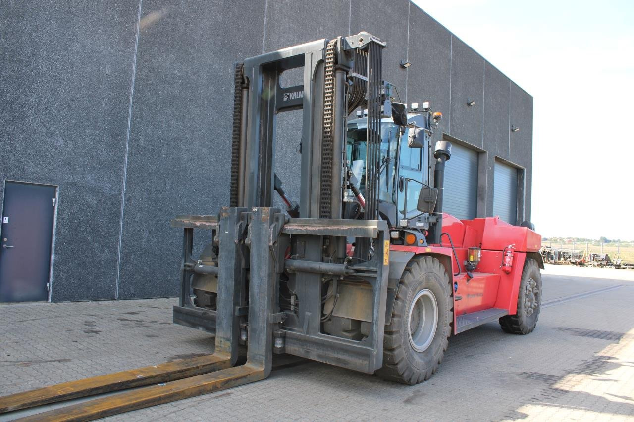 Kalmar DCG330-12 - Dyzelinis krautuvas: foto 2 Kalmar DCG330-12 - Dyzelinis krautuvas: foto 2