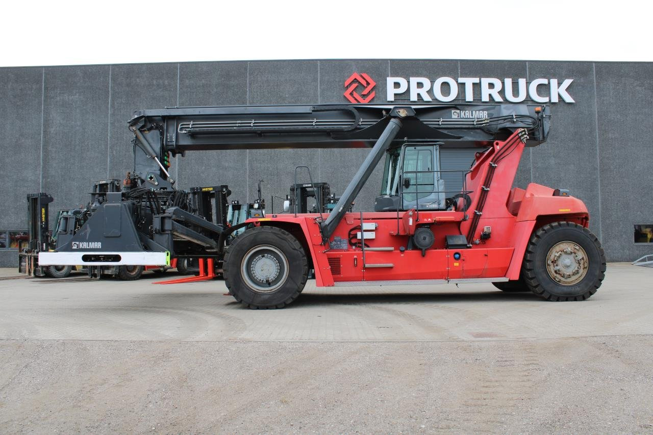 Kalmar DRG450-65C5XS - Stelažų krautuvas: foto 1 Kalmar DRG450-65C5XS - Stelažų krautuvas: foto 1