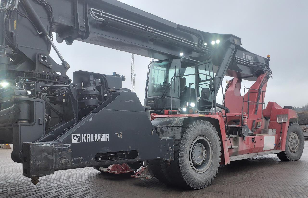 Kalmar DRG450-75C5XS - Stelažų krautuvas: foto 1 Kalmar DRG450-75C5XS - Stelažų krautuvas: foto 1