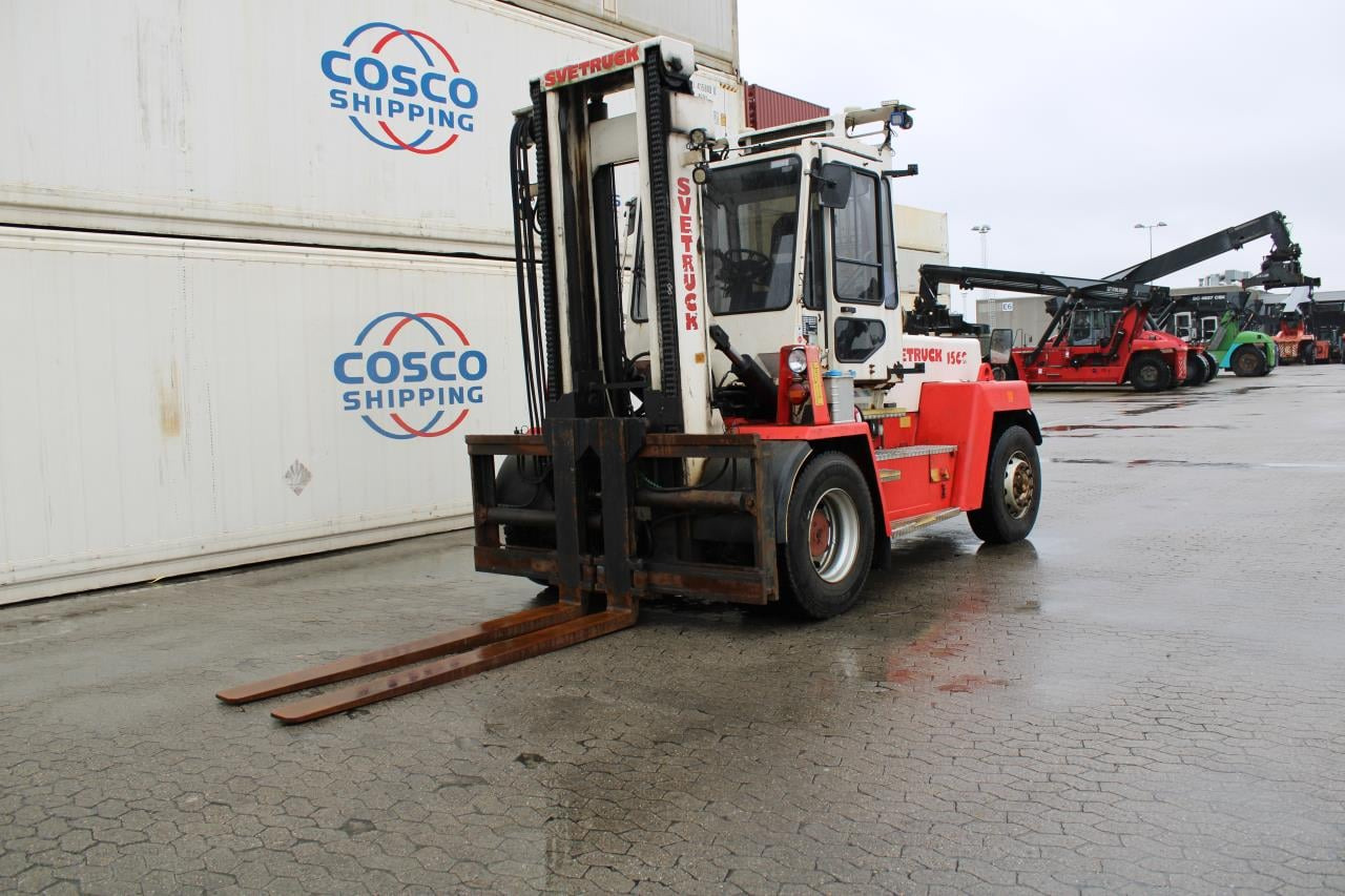 SveTruck 1560 - Dyzelinis krautuvas: foto 2 SveTruck 1560 - Dyzelinis krautuvas: foto 2