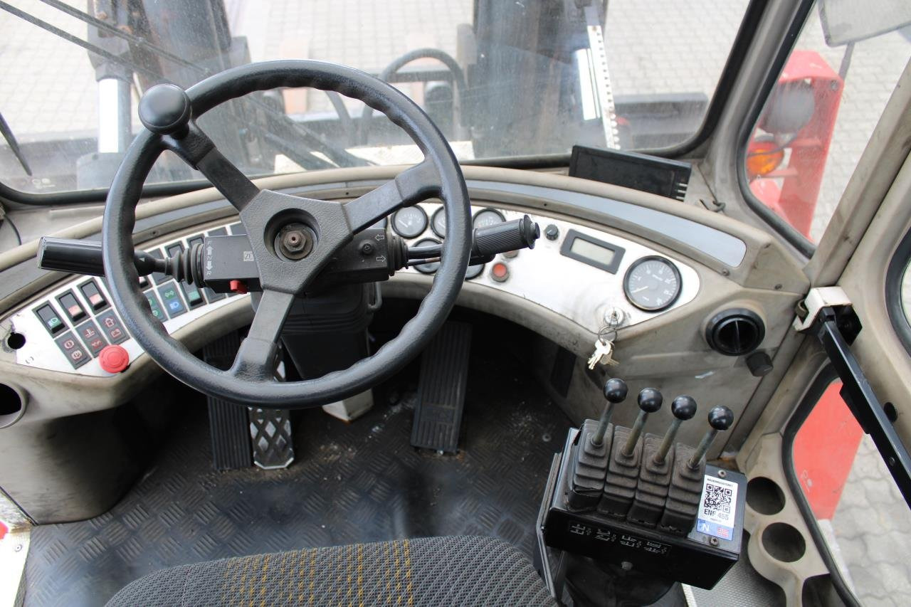 SveTruck 16120 - Dyzelinis krautuvas: foto 4 SveTruck 16120 - Dyzelinis krautuvas: foto 4