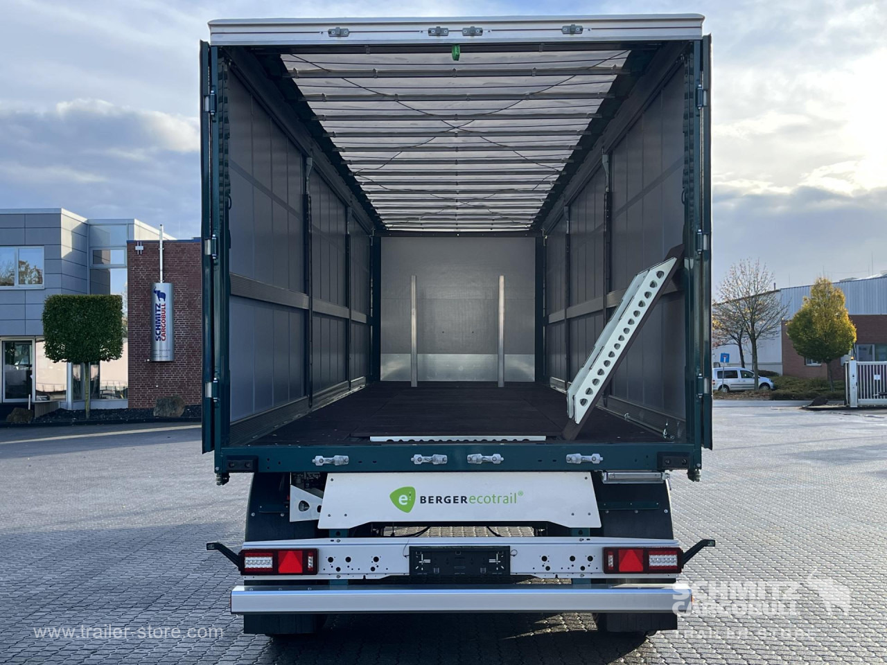 BERGER Auflieger Curtainsider Coil - Tentinė puspriekabė: foto 5 BERGER Auflieger Curtainsider Coil - Tentinė puspriekabė: foto 5