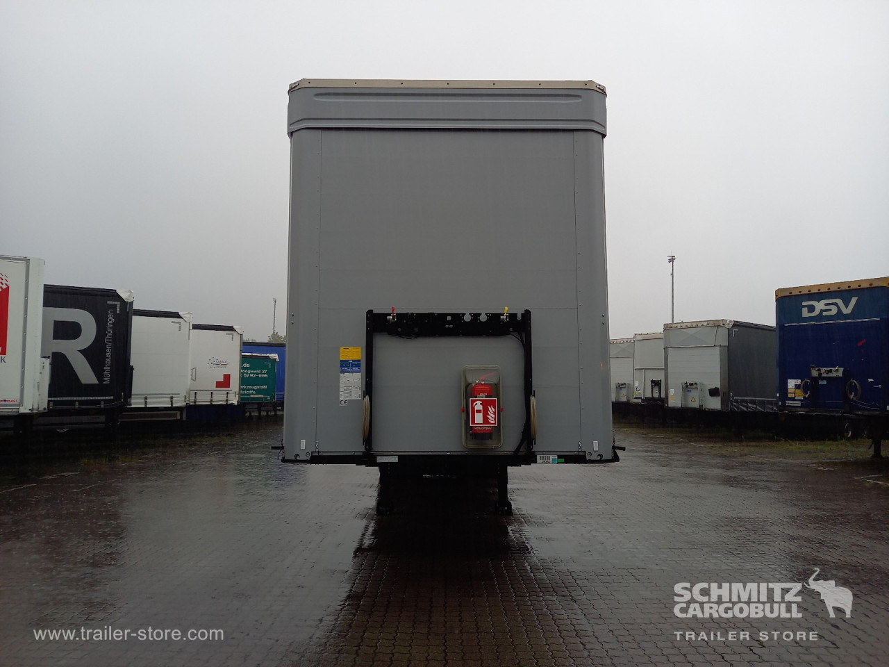 KOEGEL Auflieger Curtainsider Mega - Tentinė puspriekabė: foto 2 KOEGEL Auflieger Curtainsider Mega - Tentinė puspriekabė: foto 2