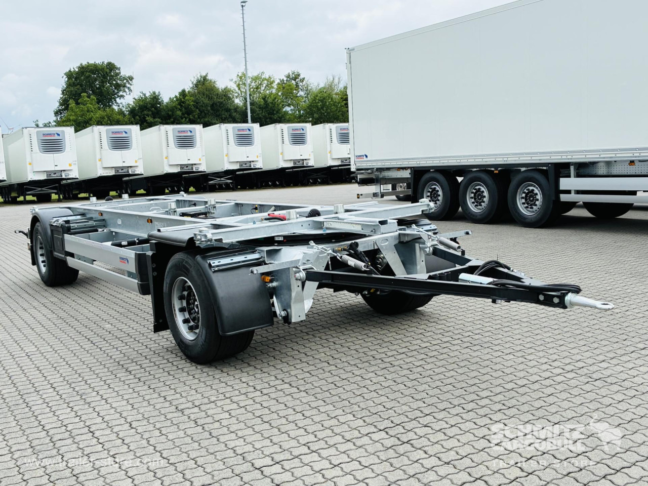 SCHMITZ Anhänger Wechselfahrgestell Maxiausführung - Konteineris-vežimus/ Sukeisti kūną priekaba: foto 1 SCHMITZ Anhänger Wechselfahrgestell Maxiausführung - Konteineris-vežimus/ Sukeisti kūną priekaba: foto 1