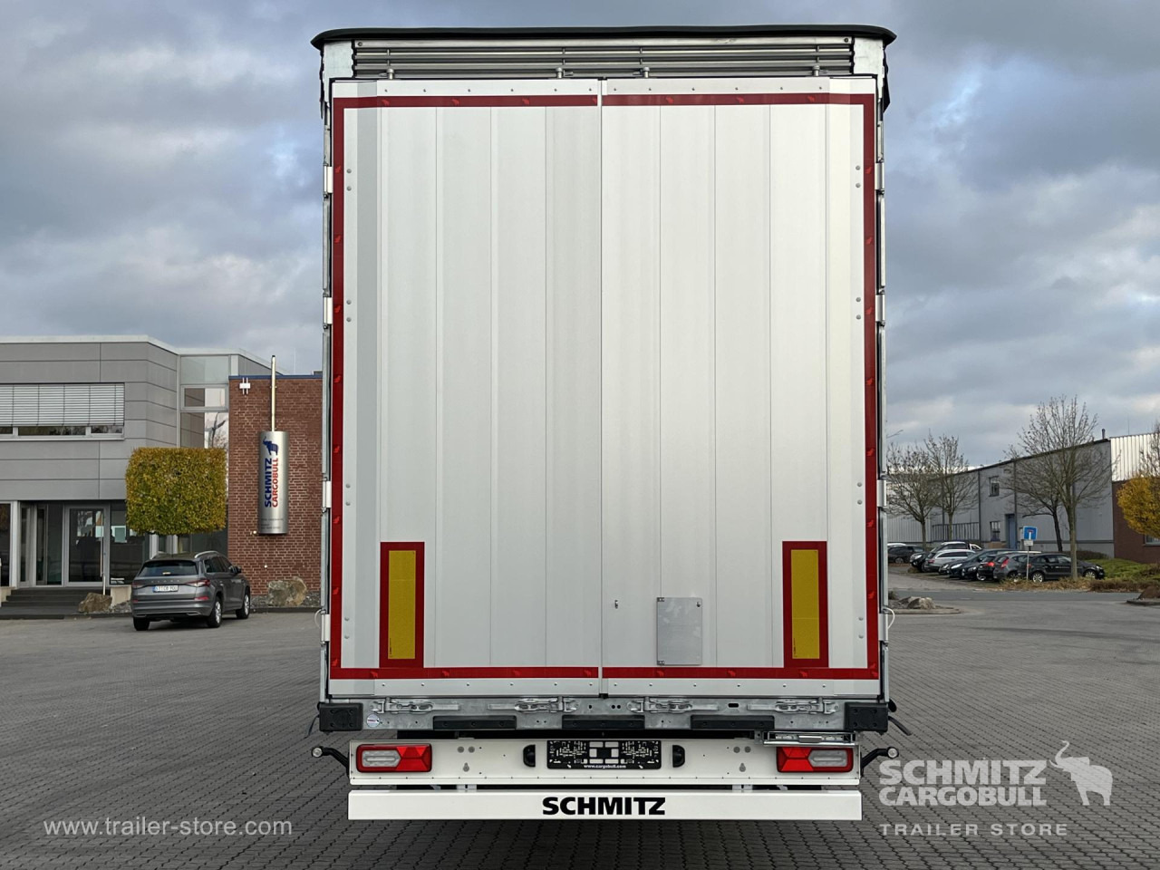 SCHMITZ Auflieger Curtainsider Mega - Tentinė puspriekabė: foto 5 SCHMITZ Auflieger Curtainsider Mega - Tentinė puspriekabė: foto 5
