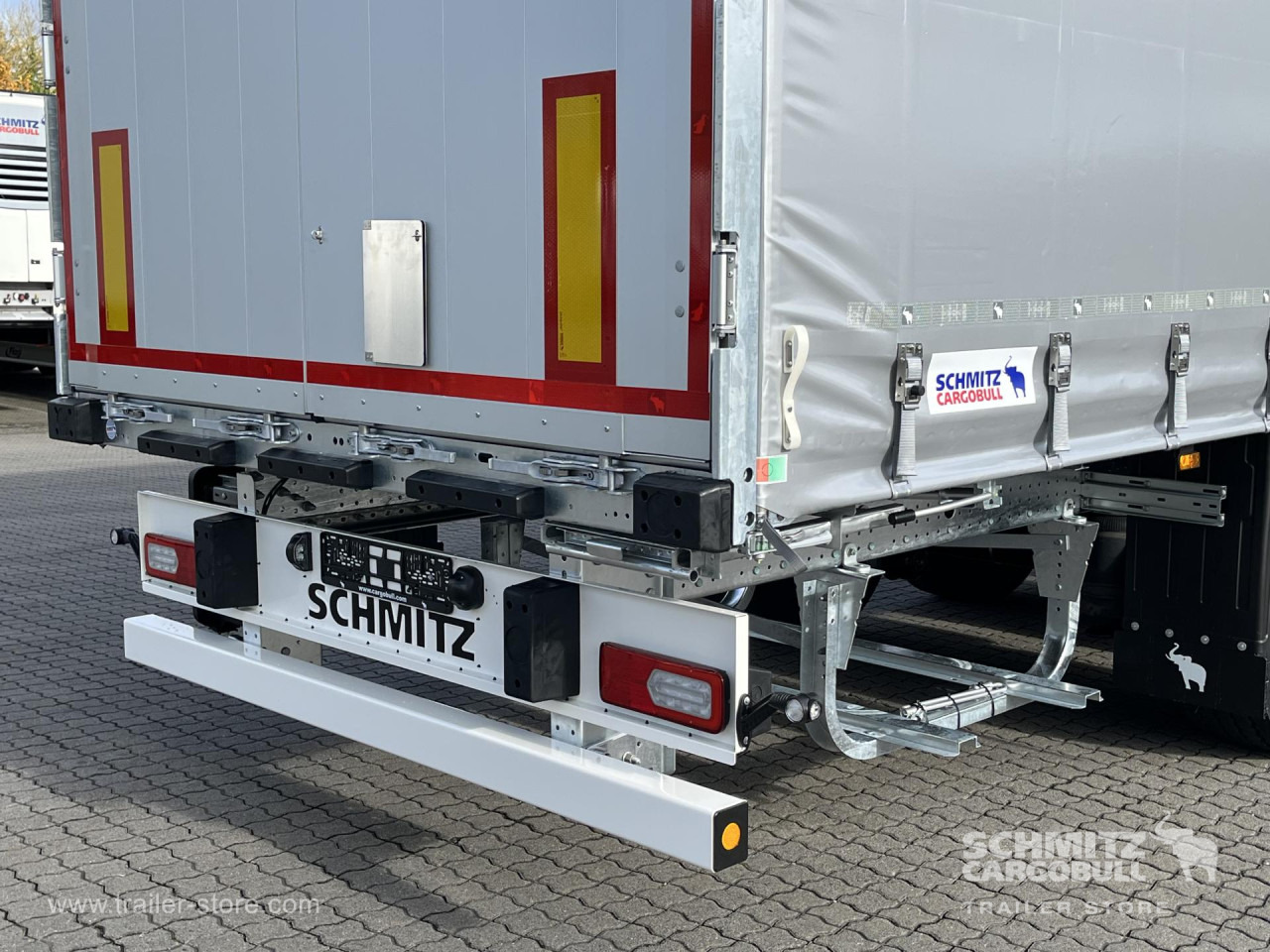 SCHMITZ Auflieger Curtainsider Standard - Tentinė puspriekabė: foto 4 SCHMITZ Auflieger Curtainsider Standard - Tentinė puspriekabė: foto 4
