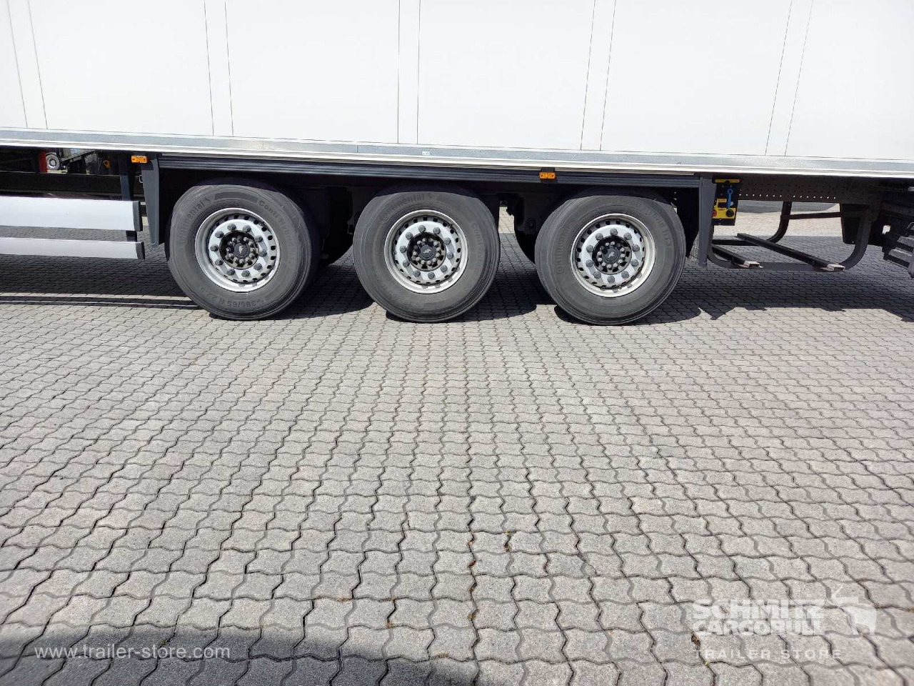 SCHMITZ Auflieger Tiefkühler Standard Double deck - Izoterminis puspriekabė: foto 2 SCHMITZ Auflieger Tiefkühler Standard Double deck - Izoterminis puspriekabė: foto 2