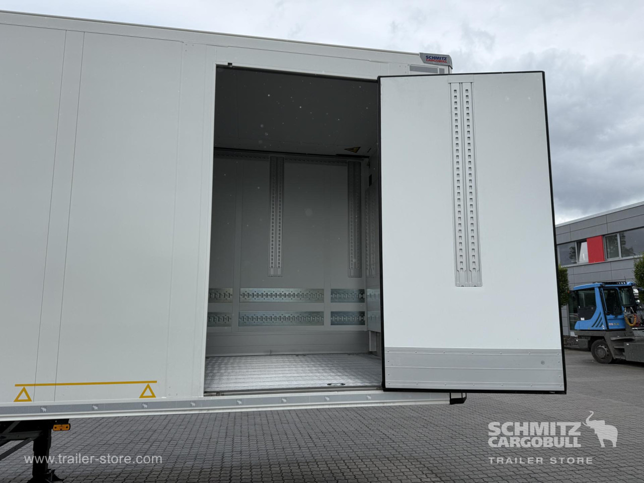 SCHMITZ Auflieger Tiefkühler Standard Double deck - Izoterminis puspriekabė: foto 2 SCHMITZ Auflieger Tiefkühler Standard Double deck - Izoterminis puspriekabė: foto 2